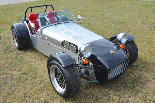 Lotus/Caterham Komplett-Neuaufbau „The Streaking Spur“